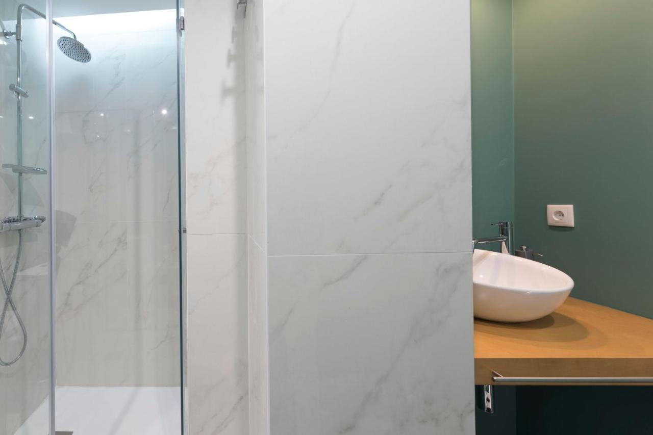 Lovelystay - Wohaza Apartment With Free Private Parking Porto Kültér fotó