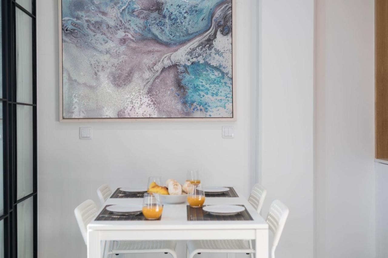 Lovelystay - Wohaza Apartment With Free Private Parking Porto Kültér fotó